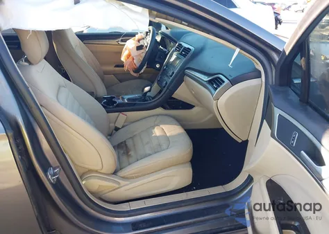 2014 Ford Fusion Se z USA, uszkodzony, nr VIN 3FA6P0H73ER348721